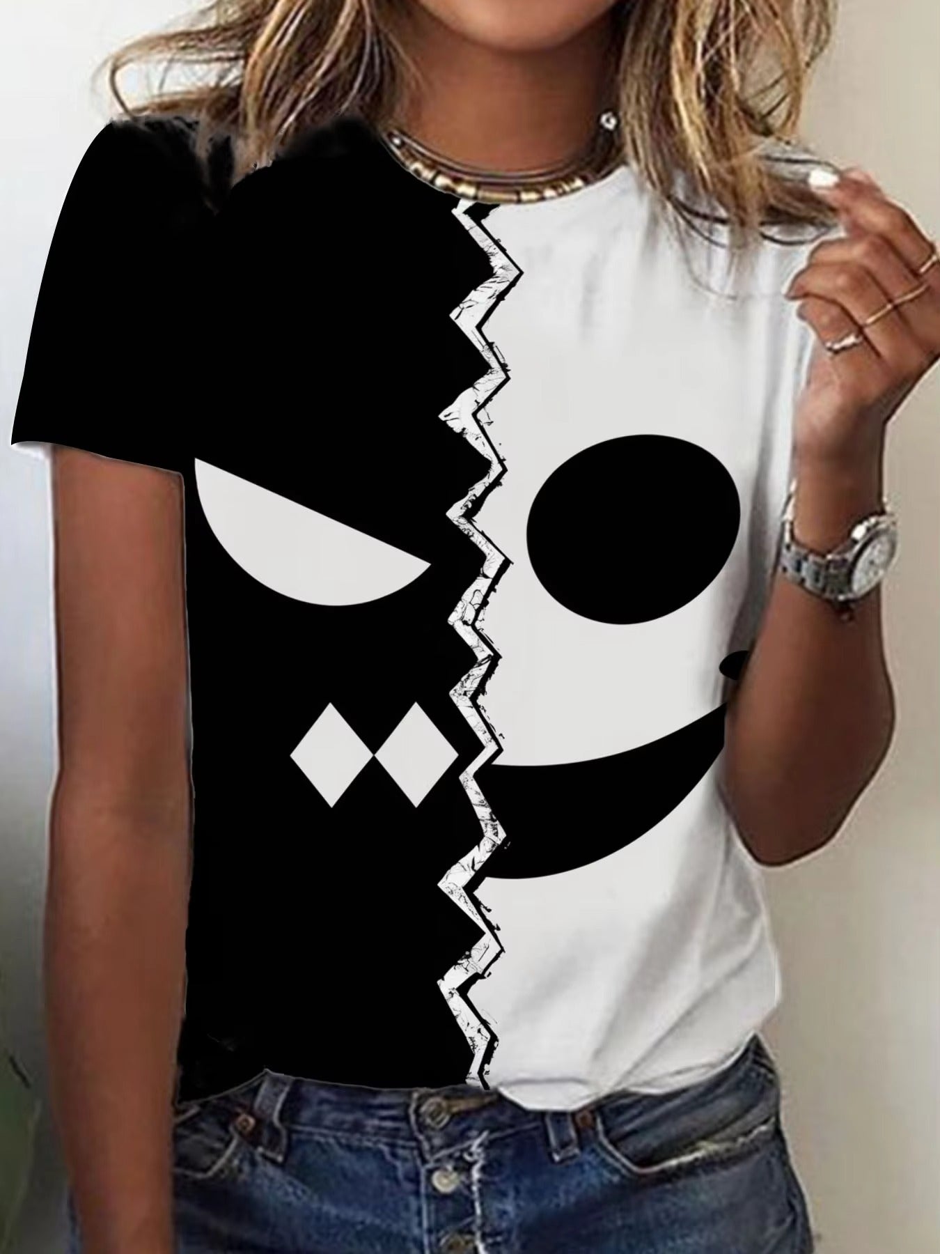 Brand New Women's T-shirt – Black & White Gradient, Patterned, Affordable