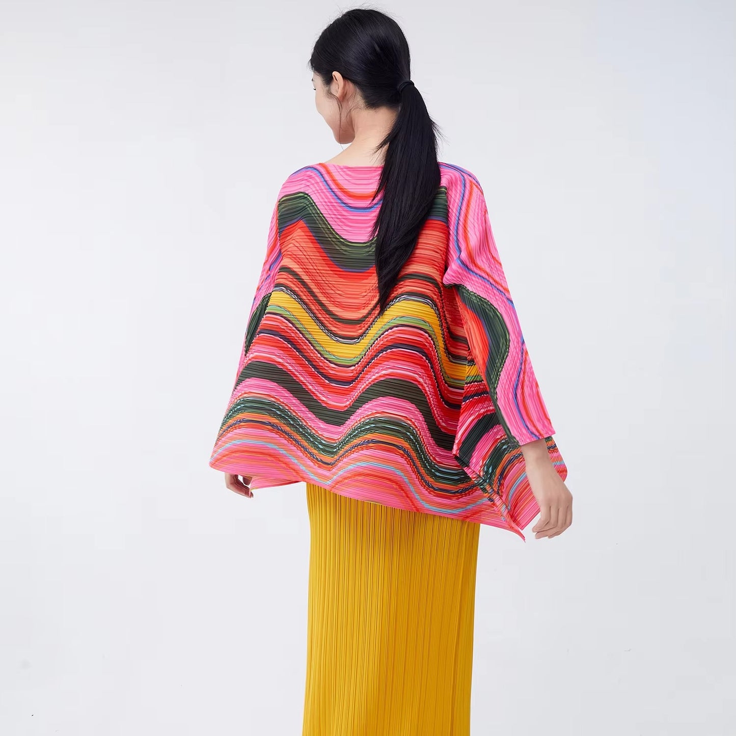 2025 New Miyake Pleated Women's Shirt – High-Quality Polyester, Vintage, Printed, Long-Sleeve