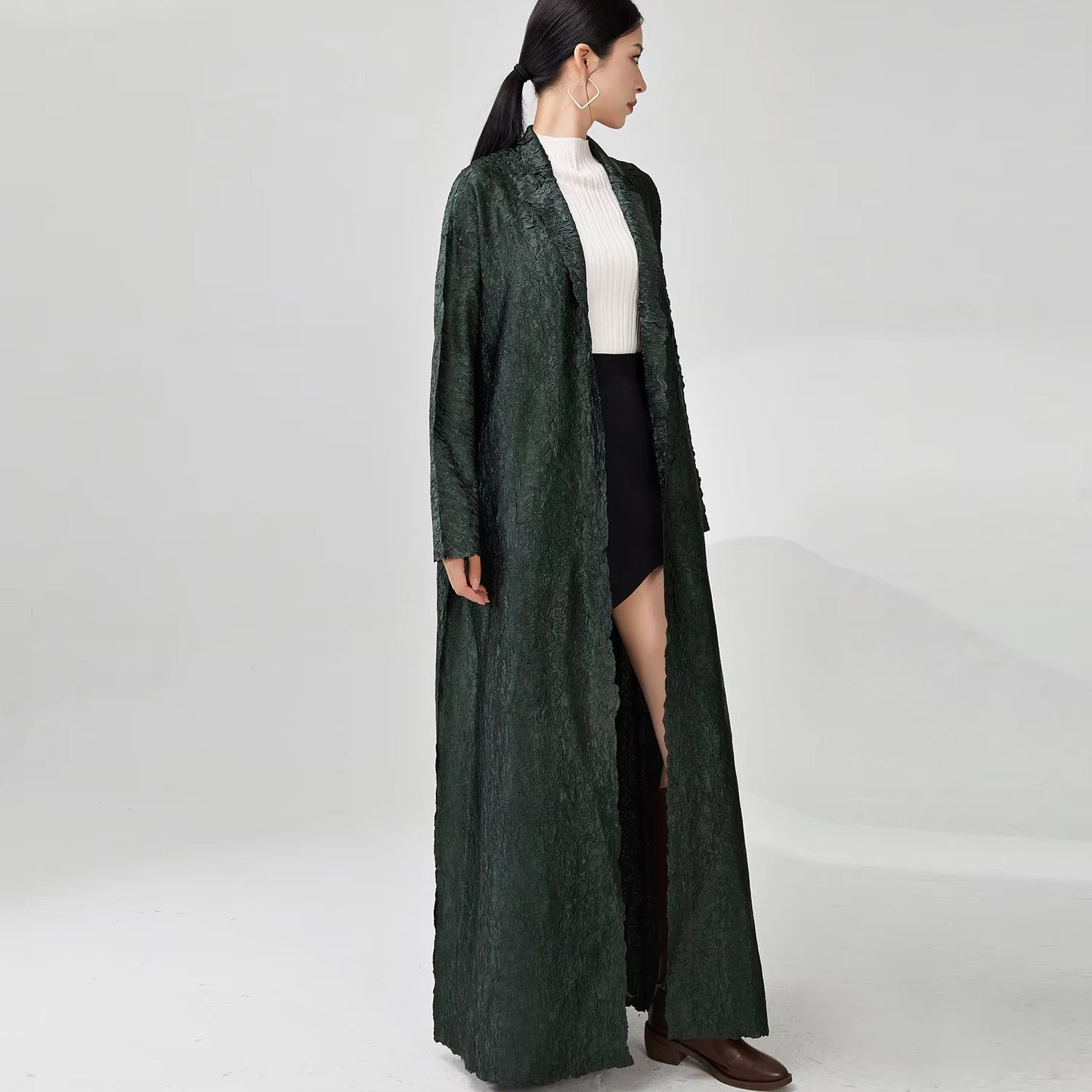 2026 Latest Chic Pleated Abaya – One Size, Polyester, Fashionable
