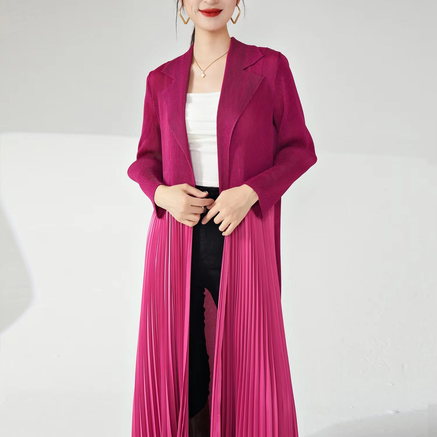 Women's New British Style Winter Coat – Elegant, Long-Sleeved, Pleated, Lapel, Lace-Up, Customizable