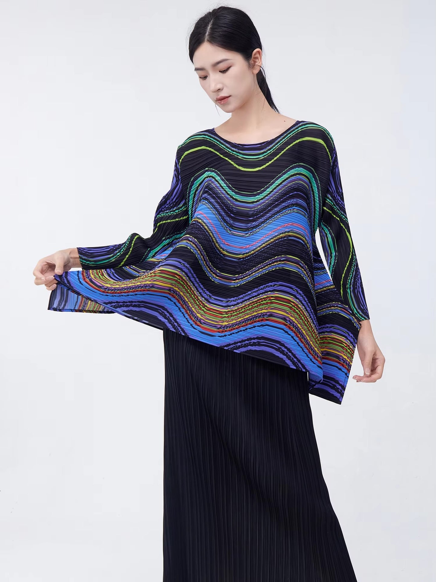 2025 New Miyake Pleated Women's Shirt – High-Quality Polyester, Vintage, Printed, Long-Sleeve