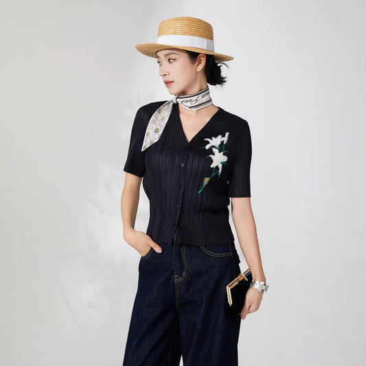 Wholesale Women's Short-Sleeve T-shirt – Black, Printed, Pleated, Summer Fashion, Cardigan Style